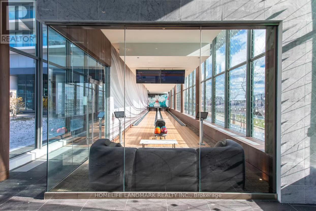 2011 - 117 Mcmahon Drive, Toronto (bayview Village), Ontario