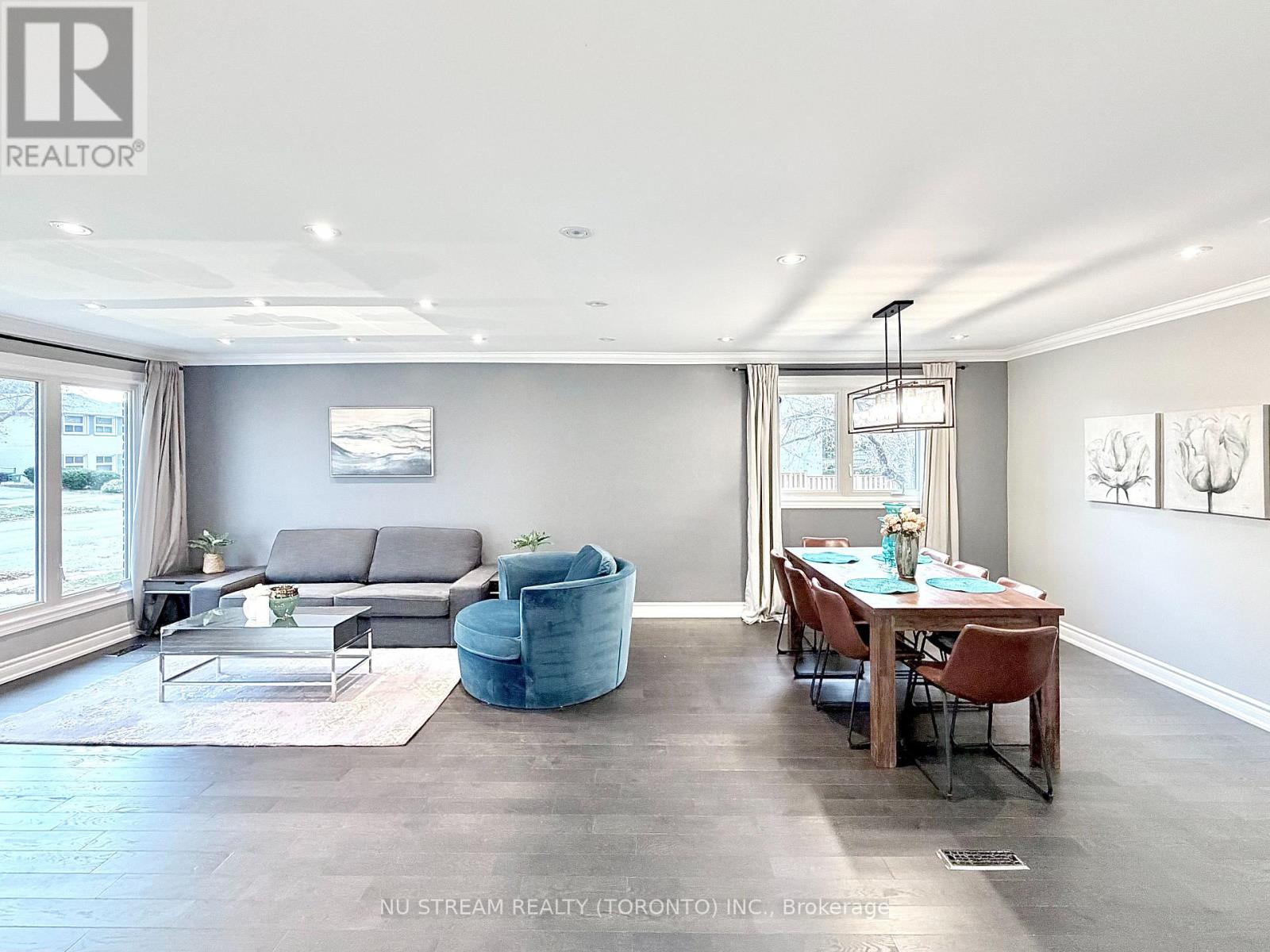 3 Mosedale Crescent, Toronto (don Valley Village), Ontario