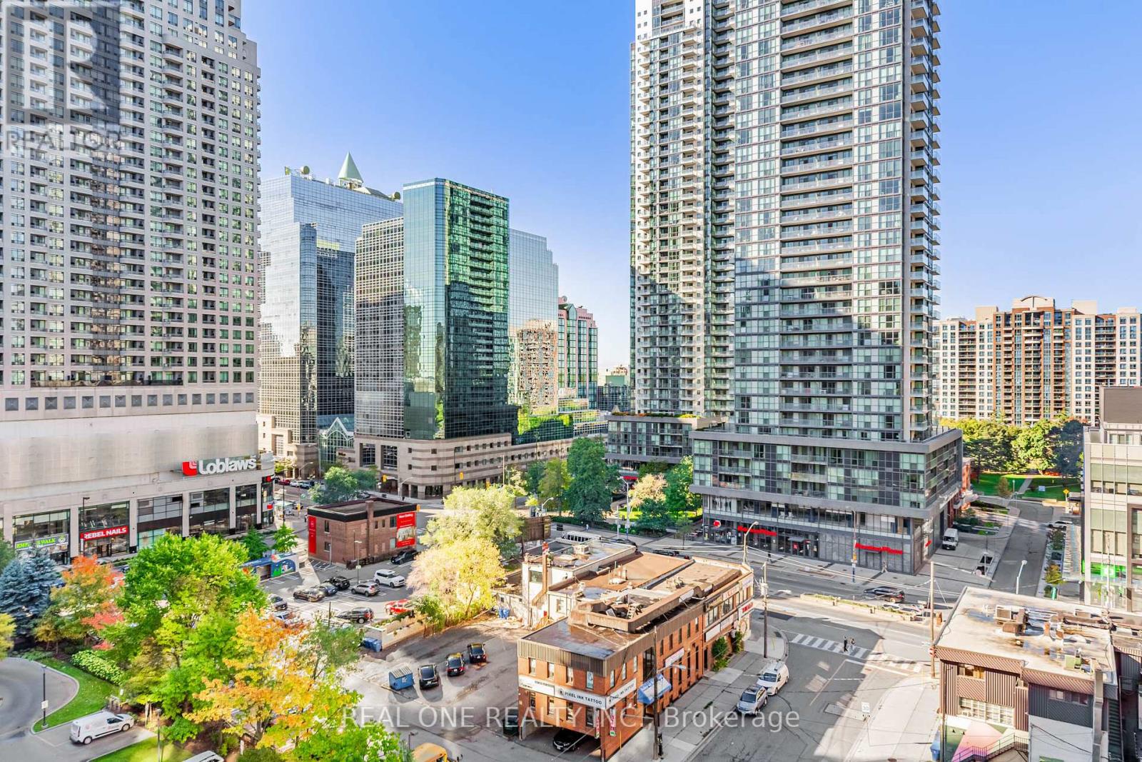 1503 - 238 Doris Avenue, Toronto (willowdale East), Ontario