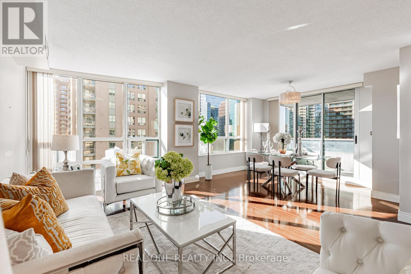 1503 - 238 Doris Avenue, Toronto (willowdale East), Ontario