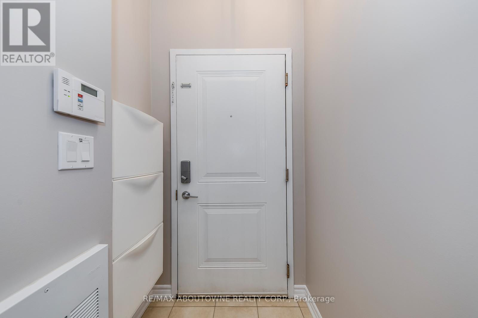 107 - 40 Carnation Avenue, Toronto (long Branch), Ontario