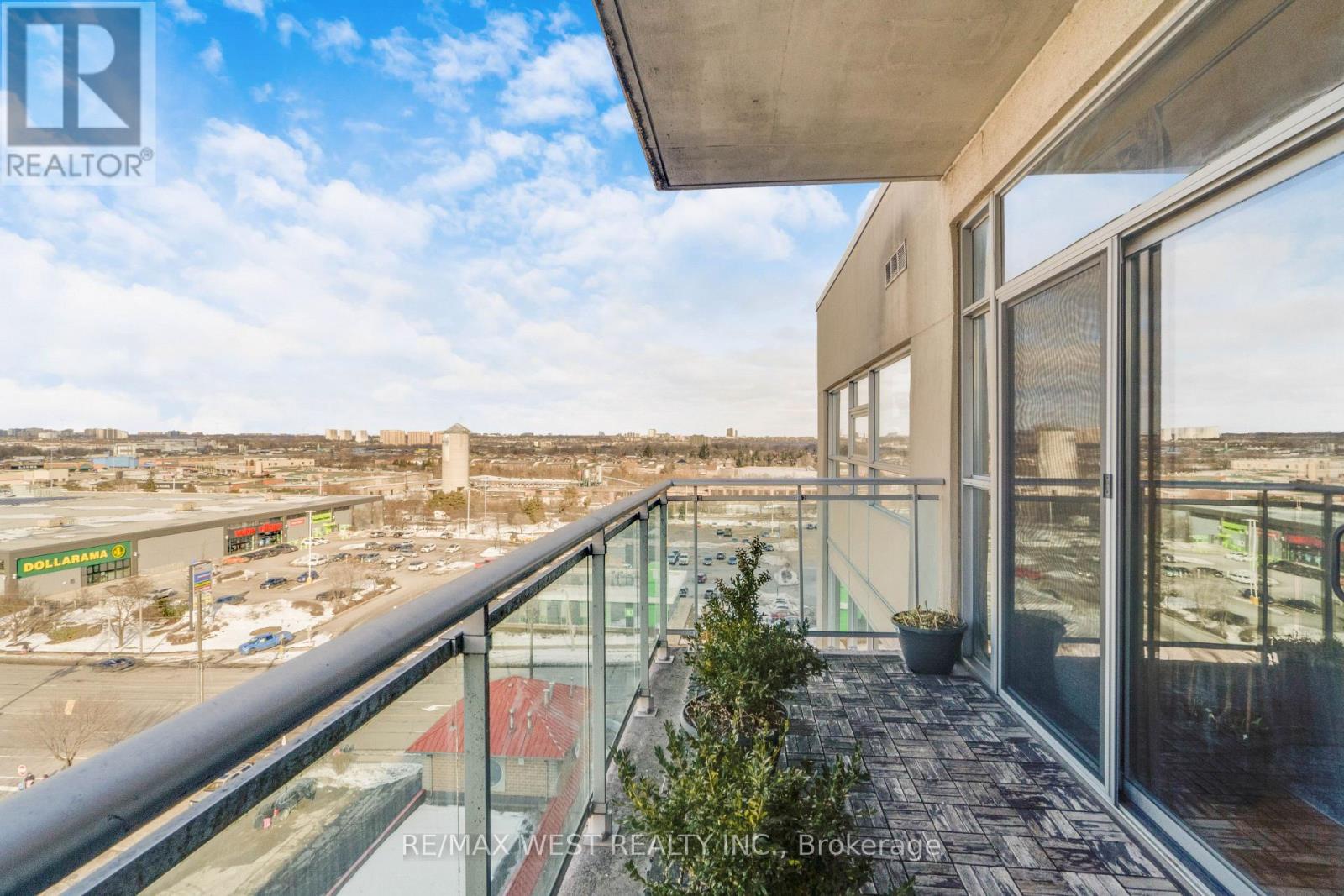 1002 - 2464 Weston Road, Toronto (weston), Ontario