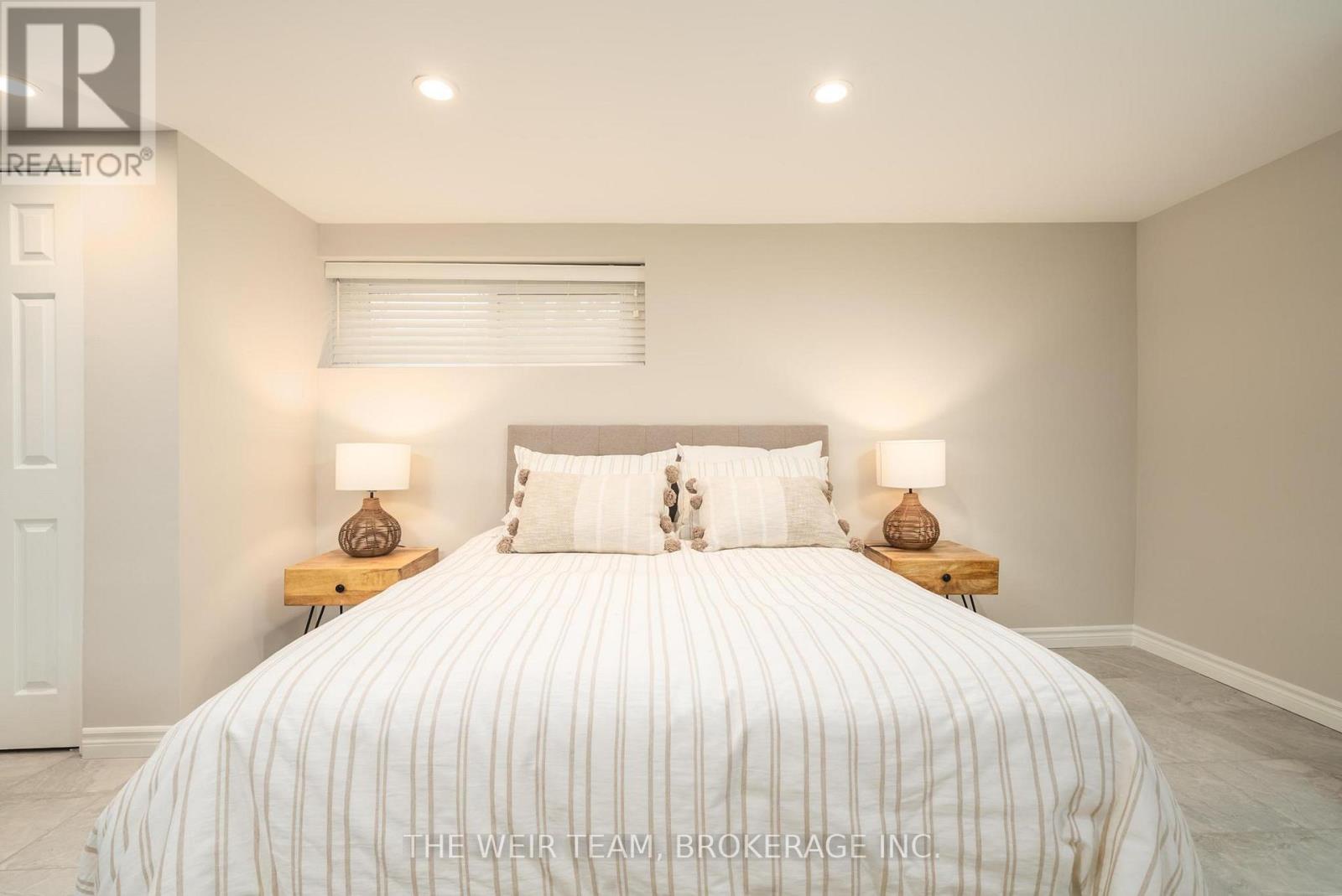 146 Queenslea Avenue, Toronto (humberlea-pelmo Park), Ontario