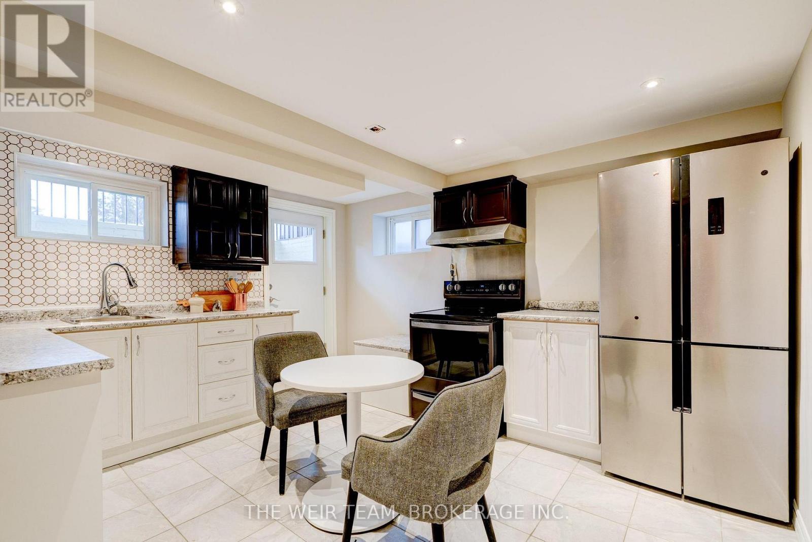 146 Queenslea Avenue, Toronto (humberlea-pelmo Park), Ontario