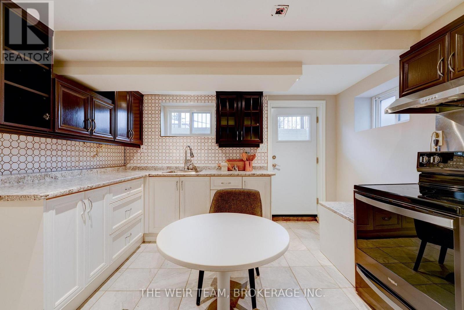 146 Queenslea Avenue, Toronto (humberlea-pelmo Park), Ontario