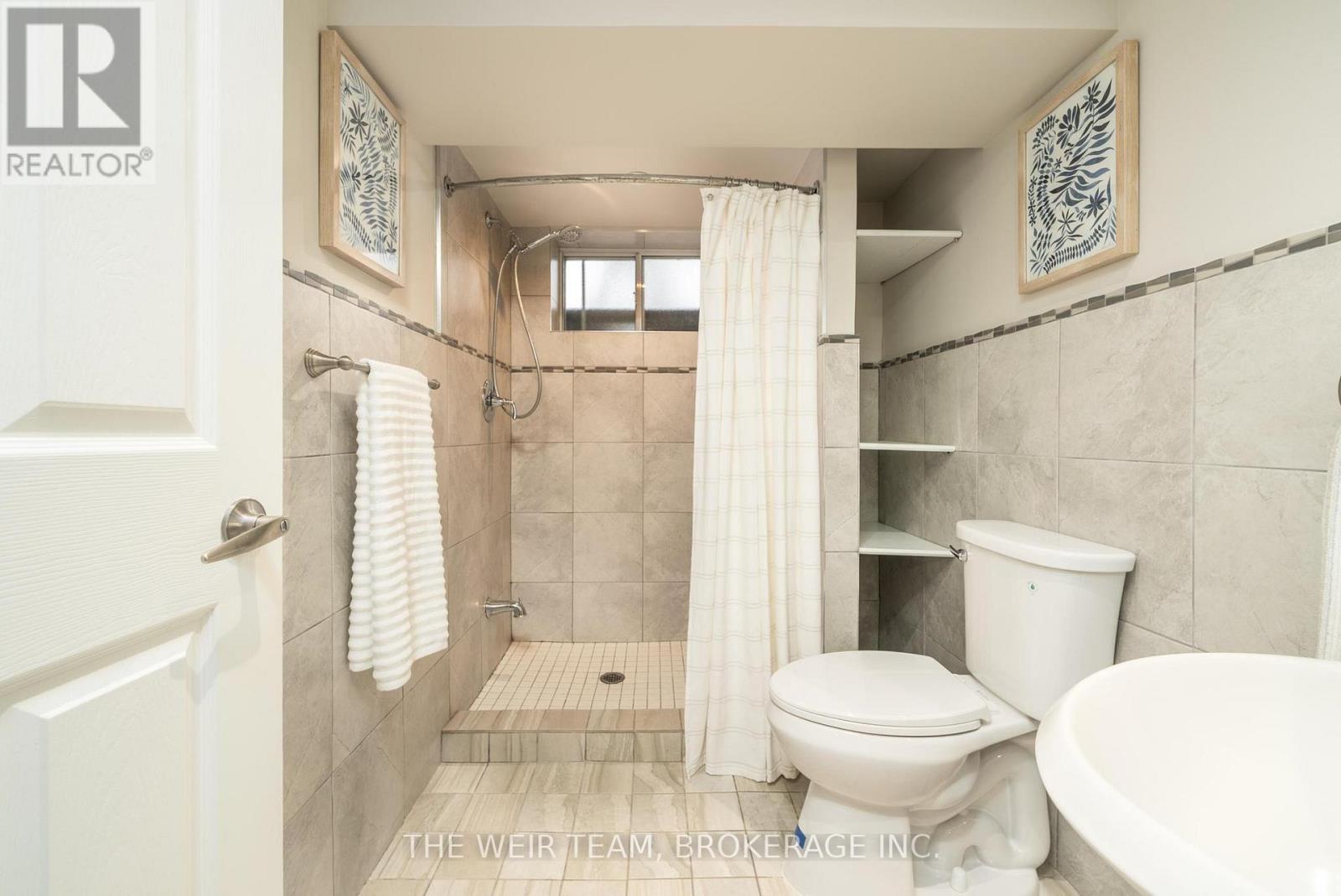 146 Queenslea Avenue, Toronto (humberlea-pelmo Park), Ontario