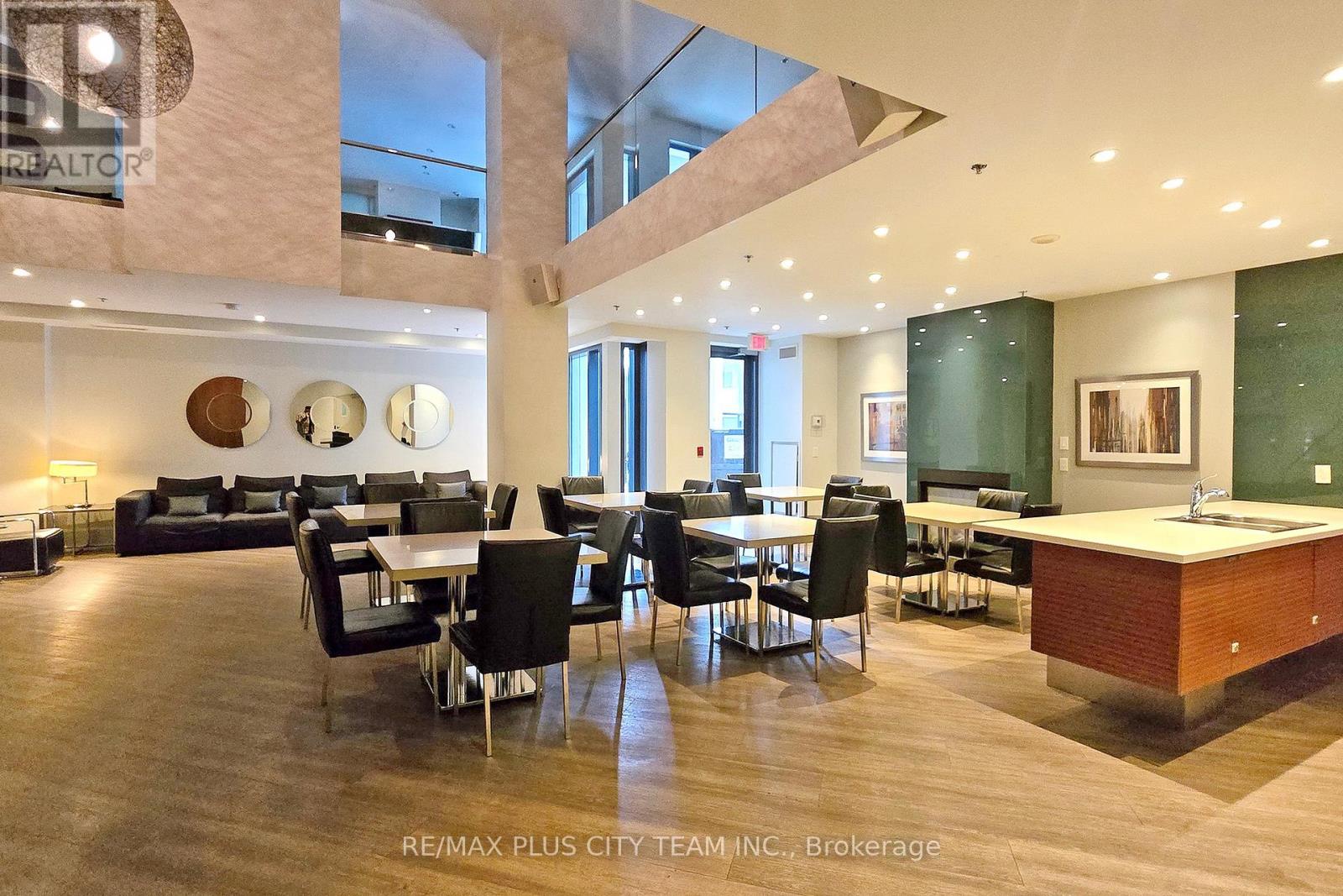 308 - 111 Elizabeth Street, Toronto (bay Street Corridor), Ontario