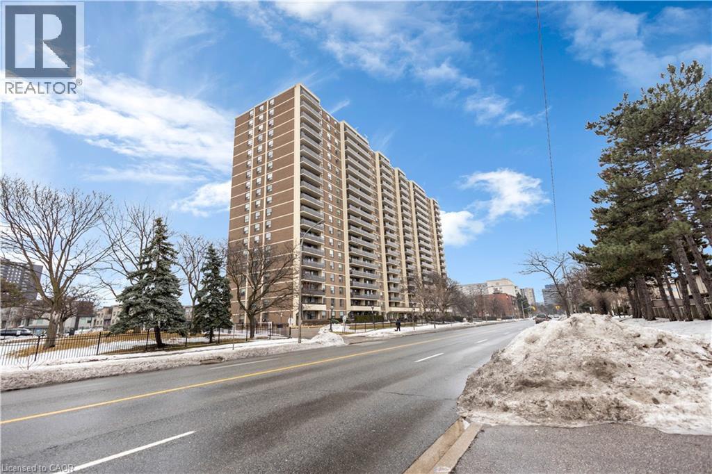 511 The West Mall Drive Unit# 1108, Toronto, Ontario