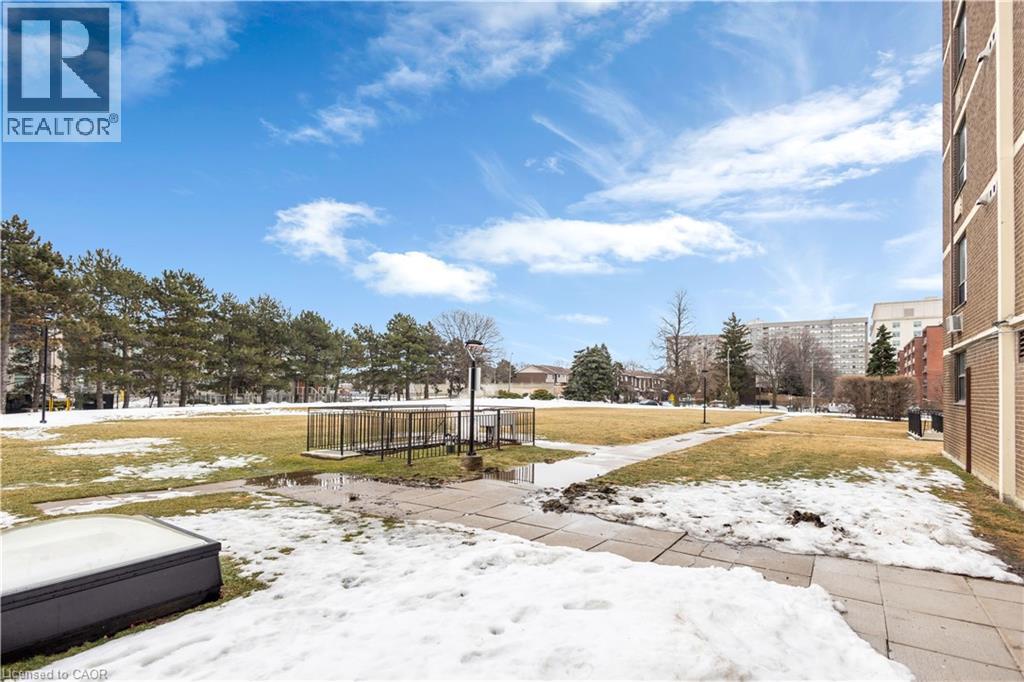 511 The West Mall Drive Unit# 1108, Toronto, Ontario