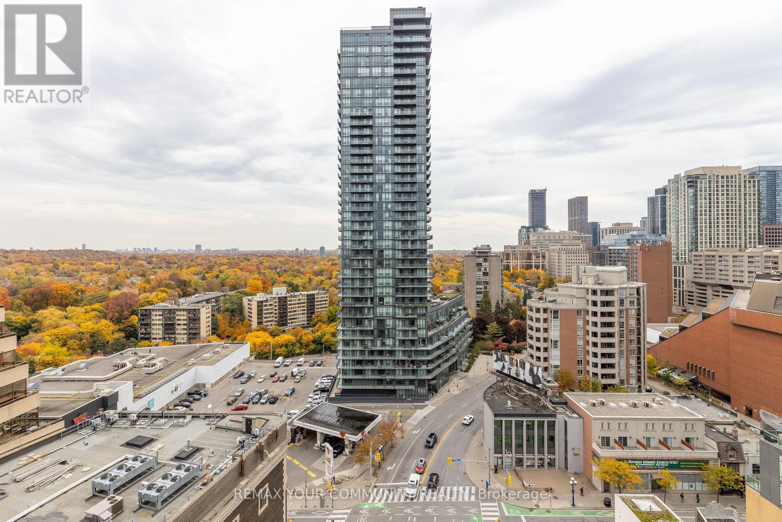 Ph 201 - 8 Scollard Street, Toronto (annex), Ontario