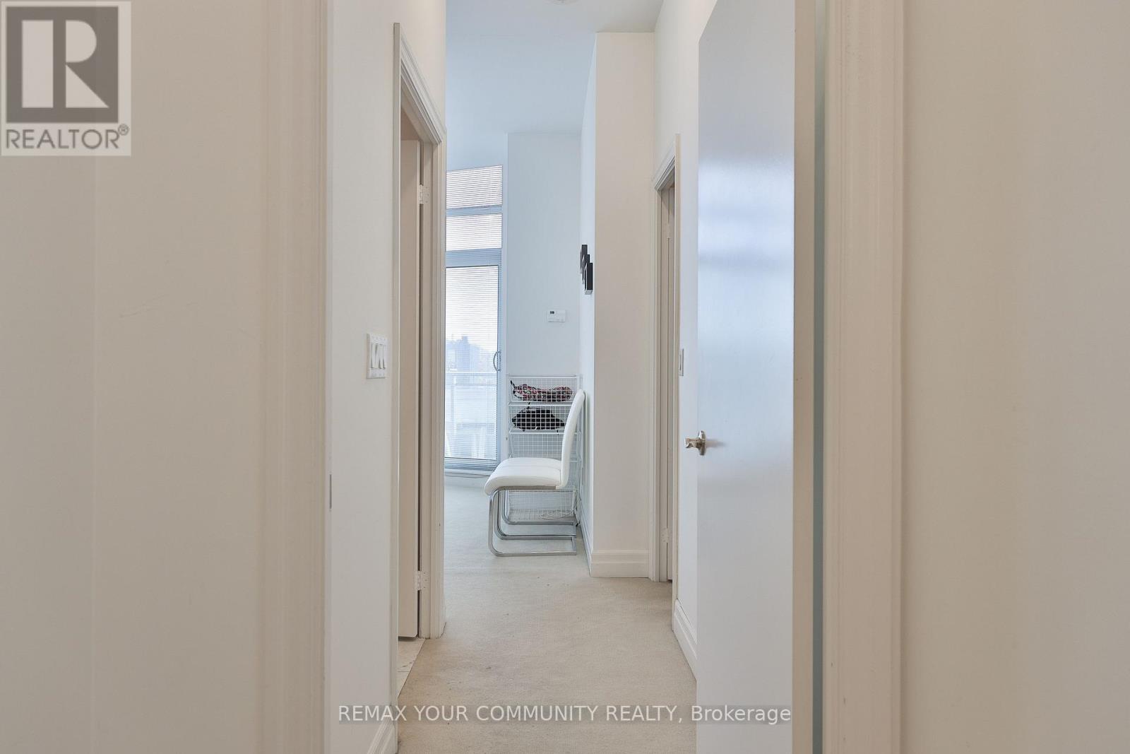 Ph 201 - 8 Scollard Street, Toronto (annex), Ontario