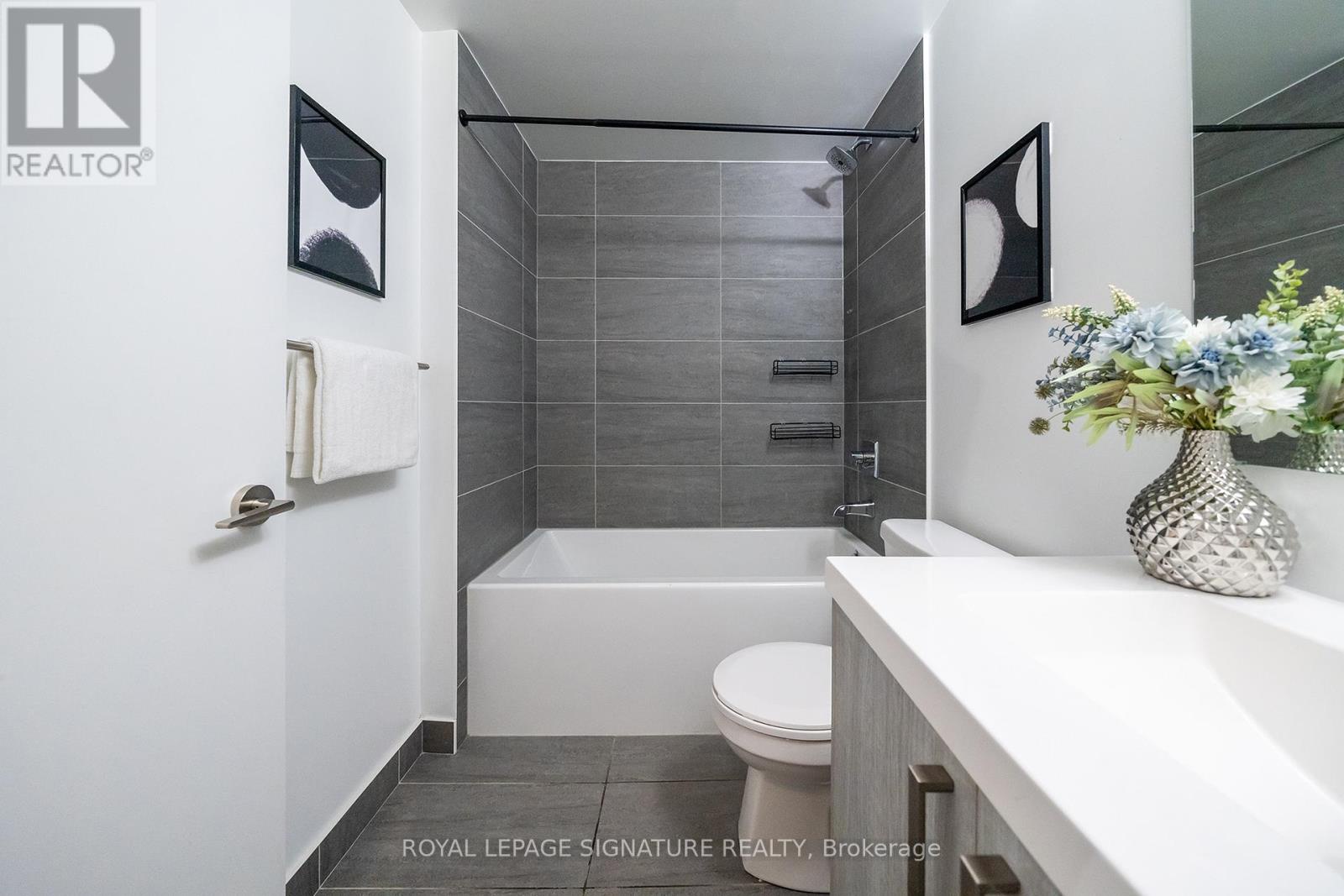 3206 - 77 Mutual Street, Toronto (church-yonge Corridor), Ontario