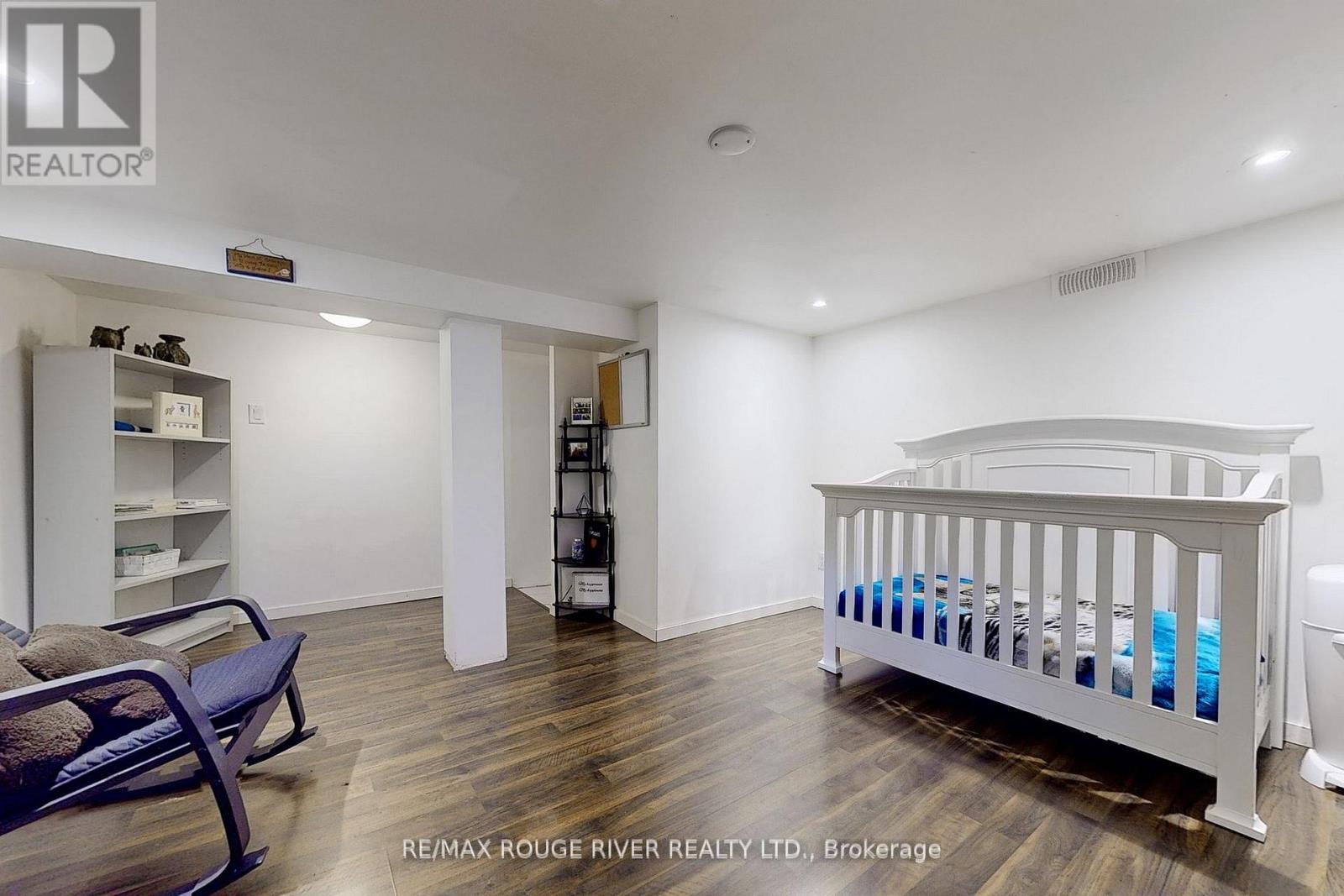 92 Eastville Avenue, Toronto (cliffcrest), Ontario