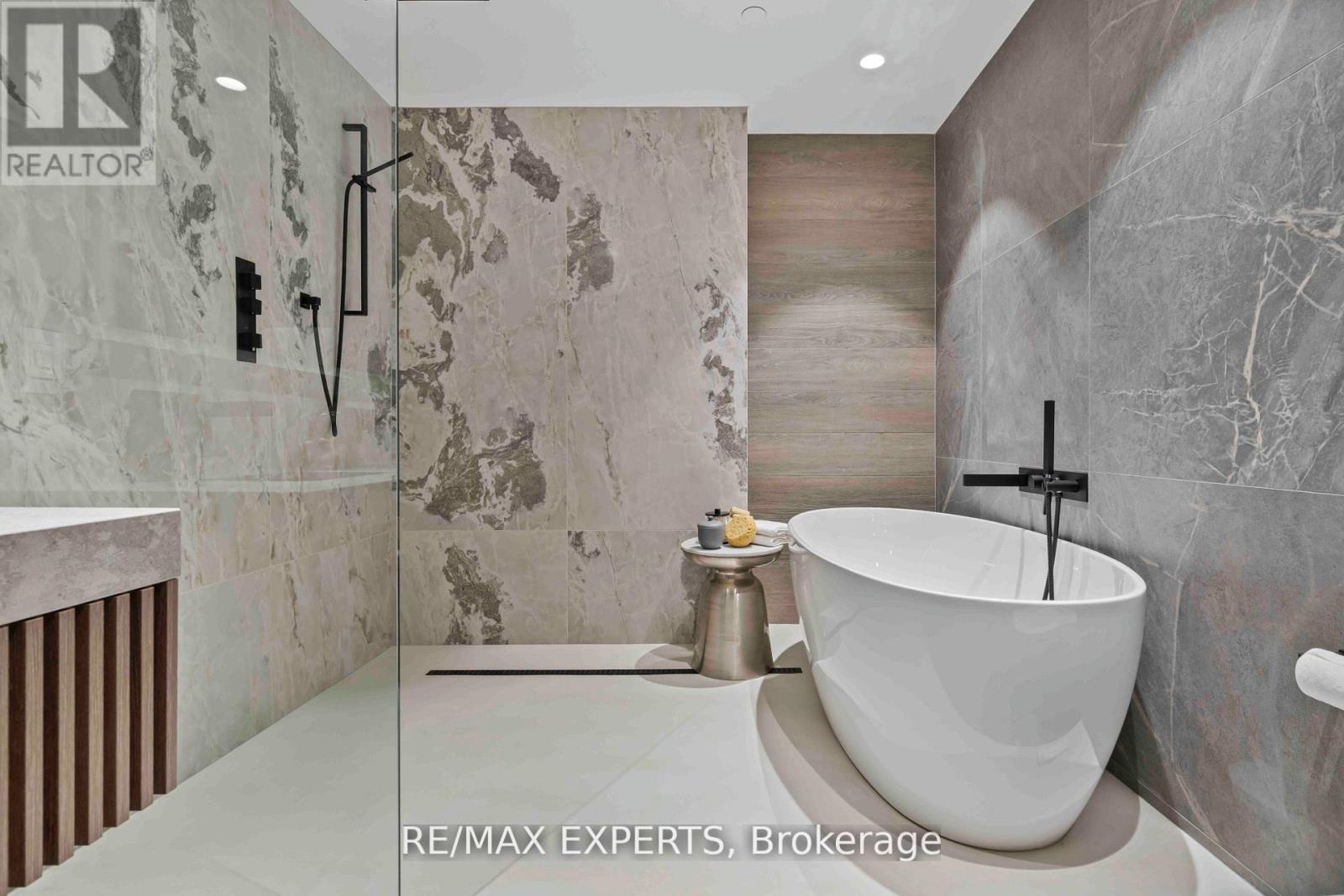 702 - 1700 Avenue Road, Toronto (bedford Park-nortown), Ontario