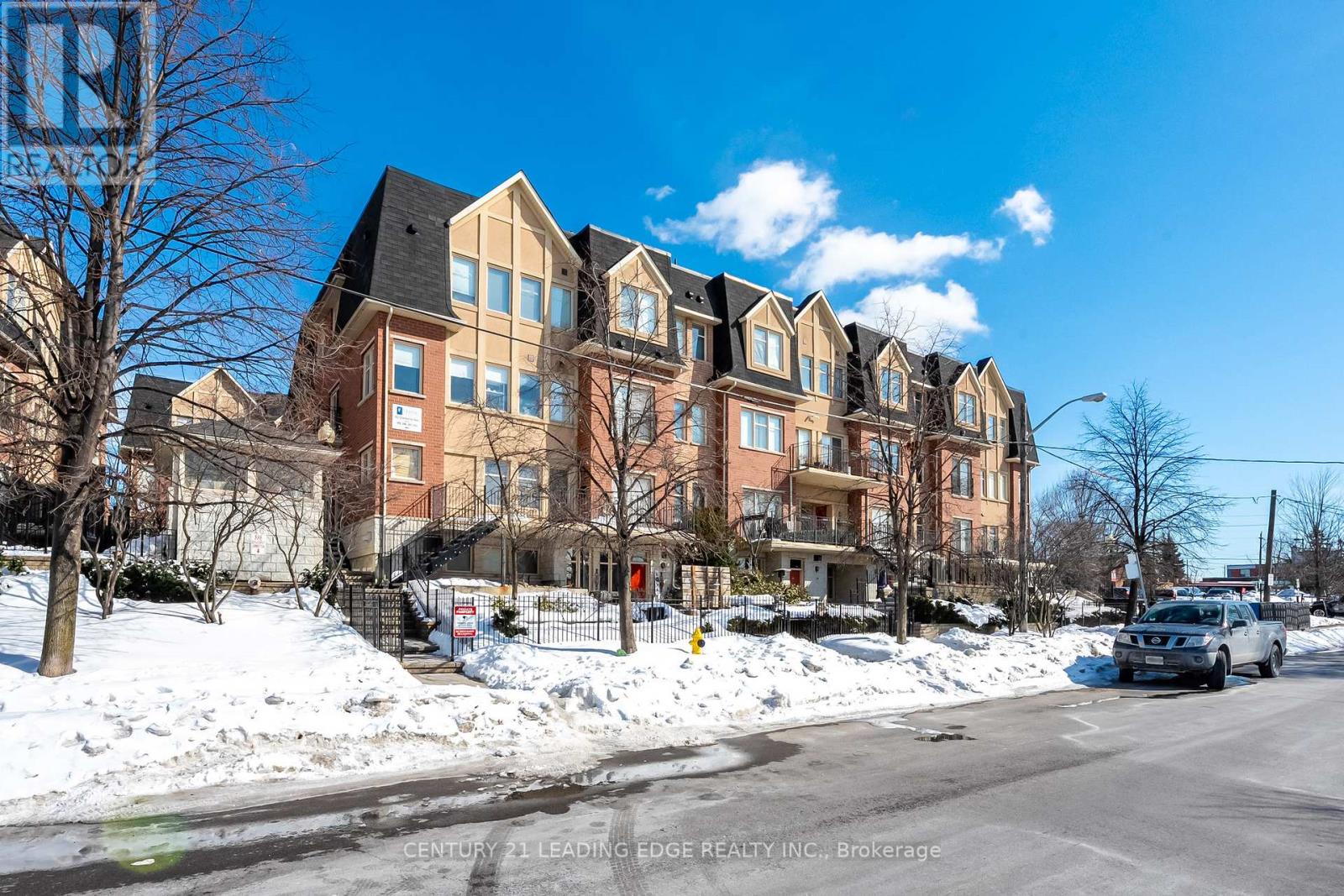 202 - 65 Cranborne Avenue, Toronto (victoria Village), Ontario