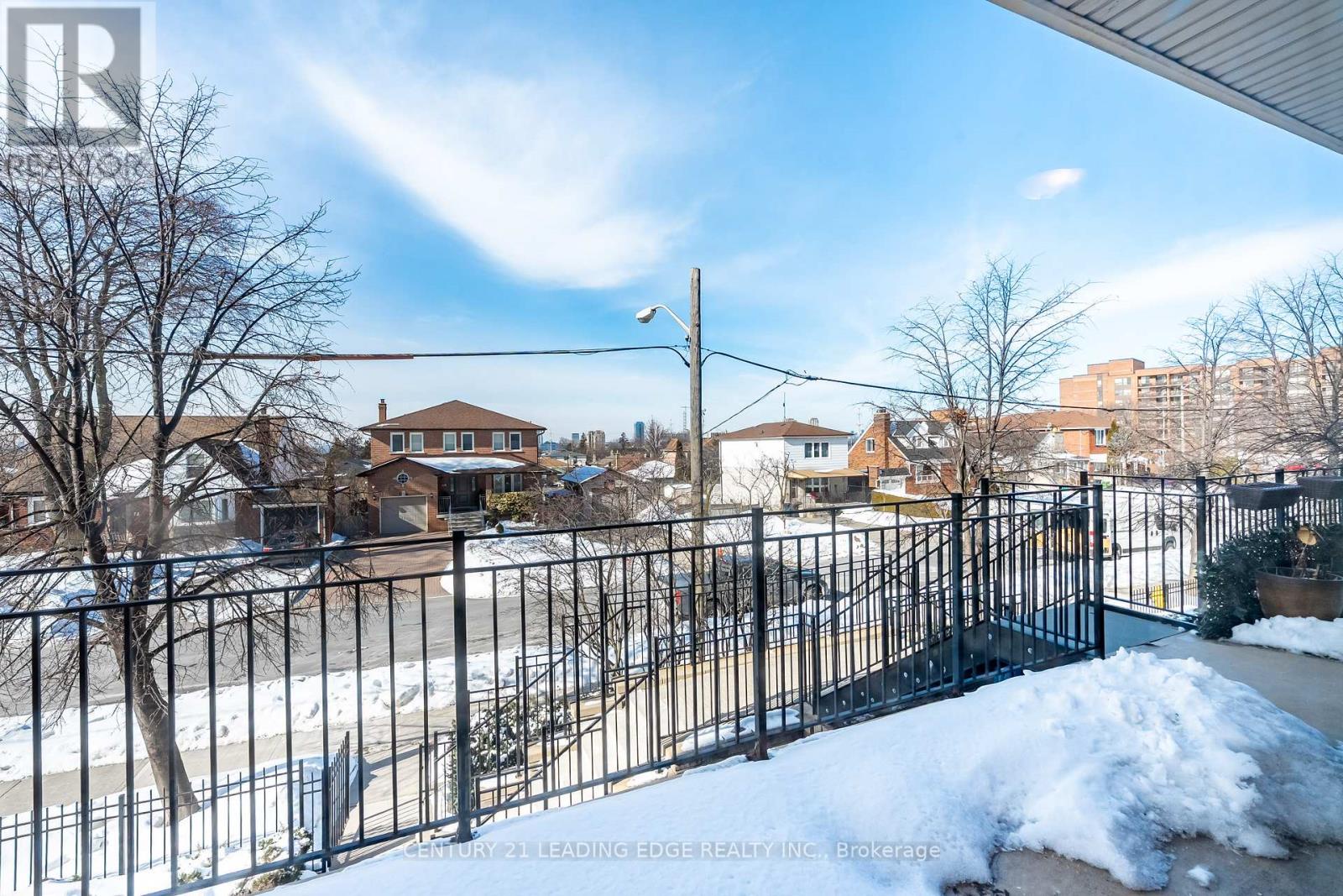 202 - 65 Cranborne Avenue, Toronto (victoria Village), Ontario