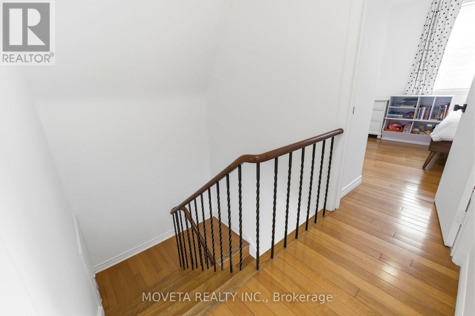 438 Silverthorn Avenue, Toronto (keelesdale-eglinton West), Ontario