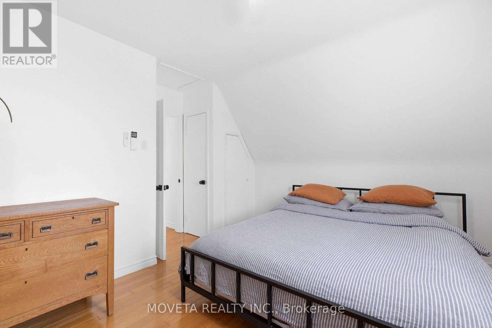 438 Silverthorn Avenue, Toronto (keelesdale-eglinton West), Ontario