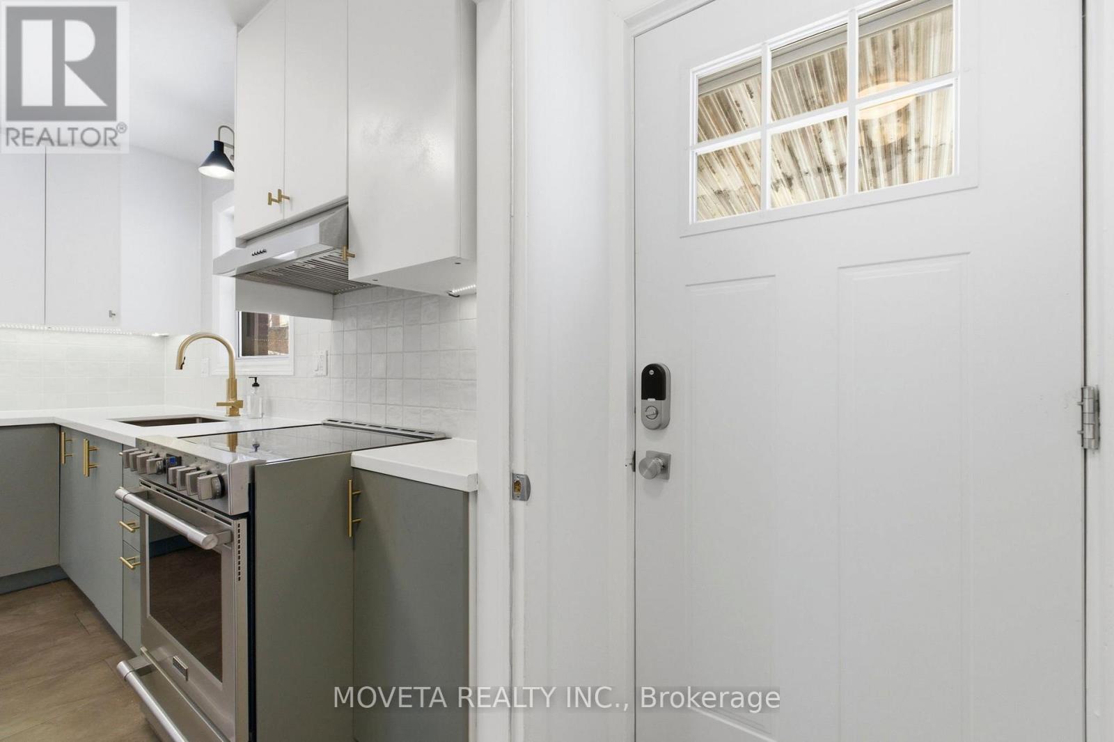 438 Silverthorn Avenue, Toronto (keelesdale-eglinton West), Ontario