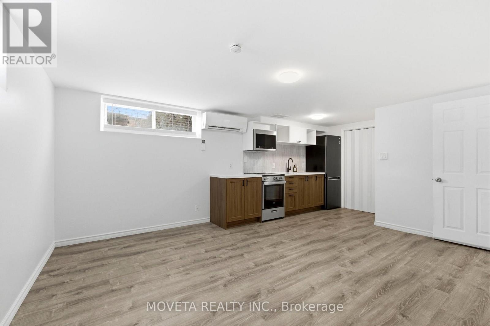 438 Silverthorn Avenue, Toronto (keelesdale-eglinton West), Ontario