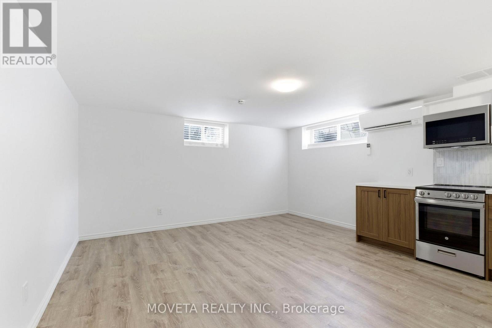 438 Silverthorn Avenue, Toronto (keelesdale-eglinton West), Ontario