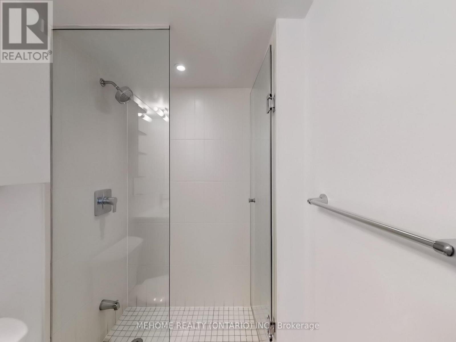 2207 - 955 Bay Street, Toronto (bay Street Corridor), Ontario