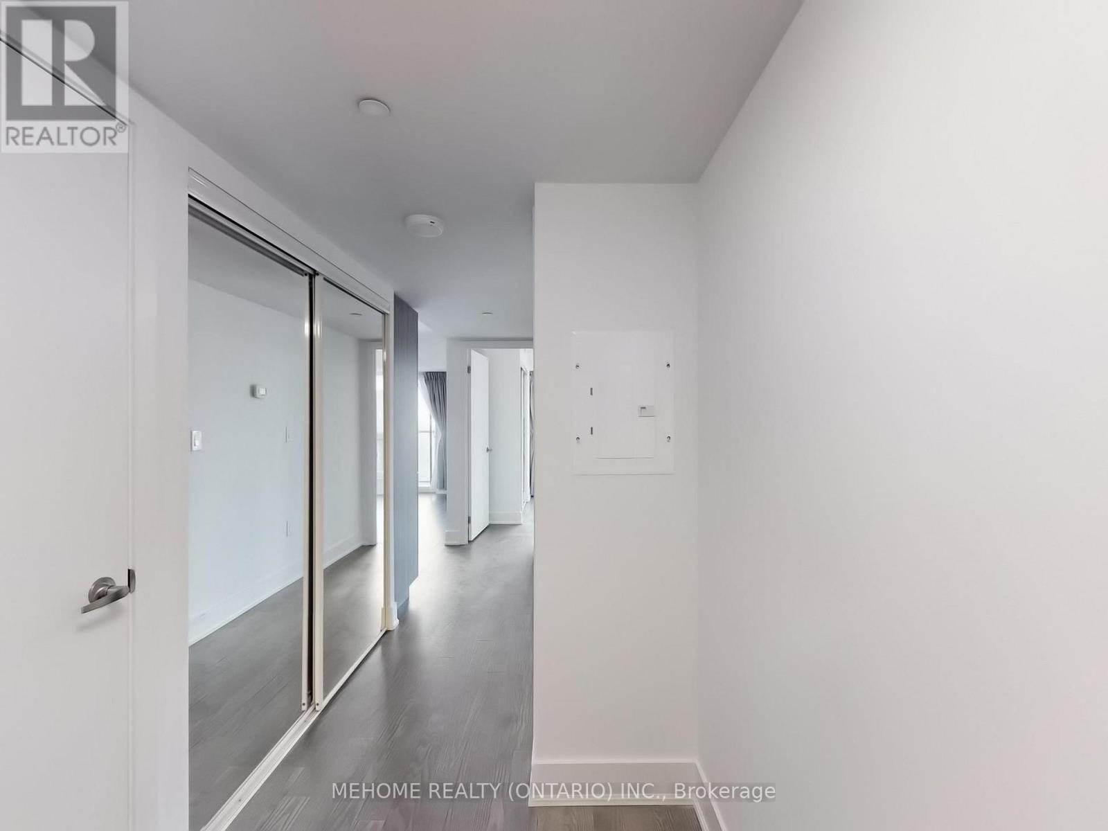 2207 - 955 Bay Street, Toronto (bay Street Corridor), Ontario