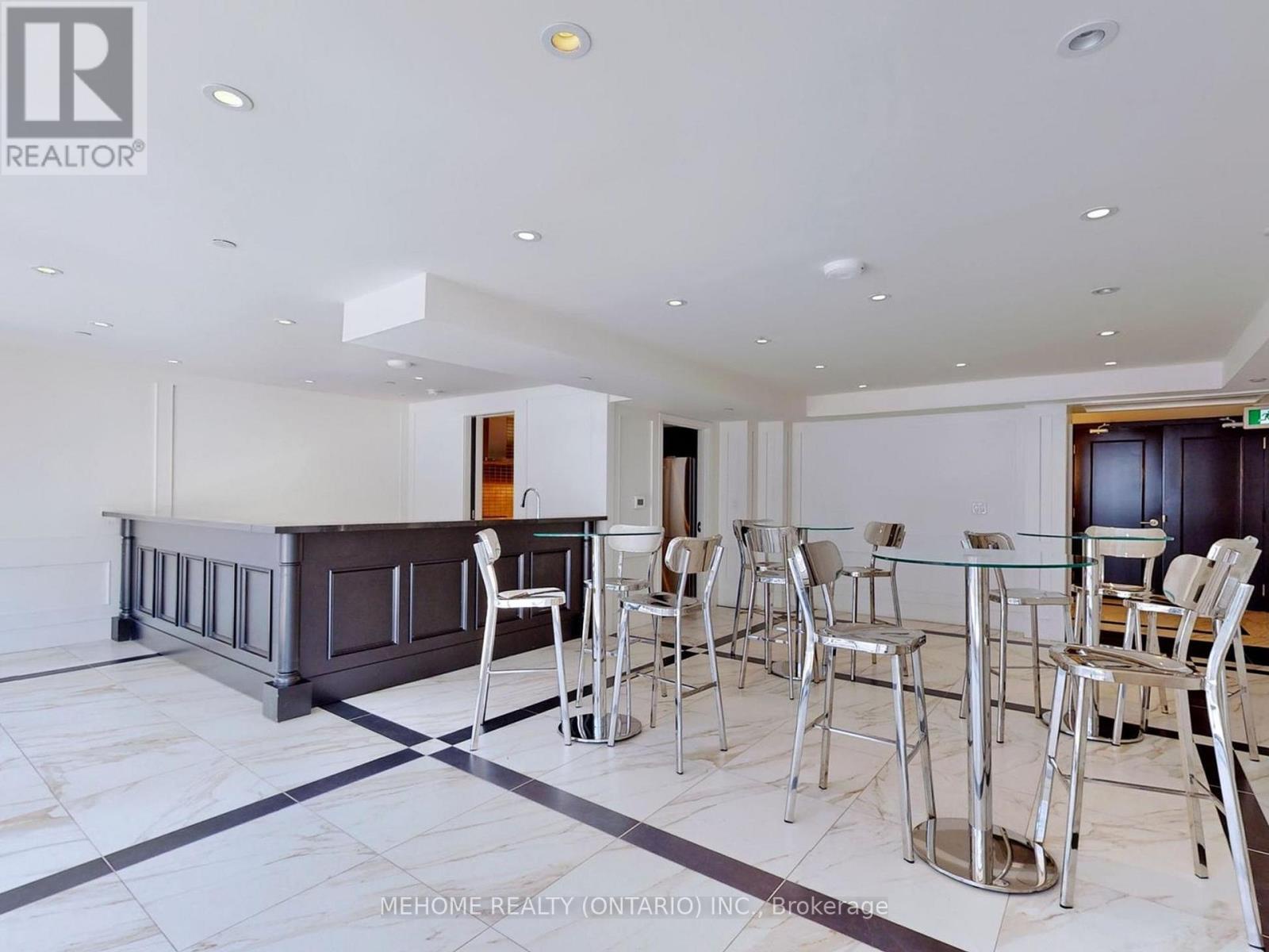 2207 - 955 Bay Street, Toronto (bay Street Corridor), Ontario