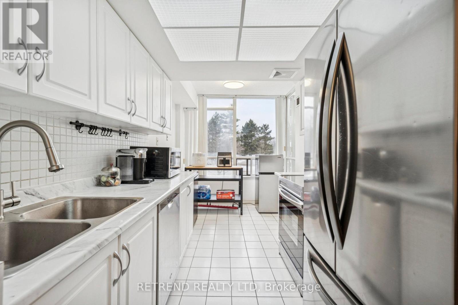 212 - 1101 Steeles Avenue W, Toronto (westminster-branson), Ontario