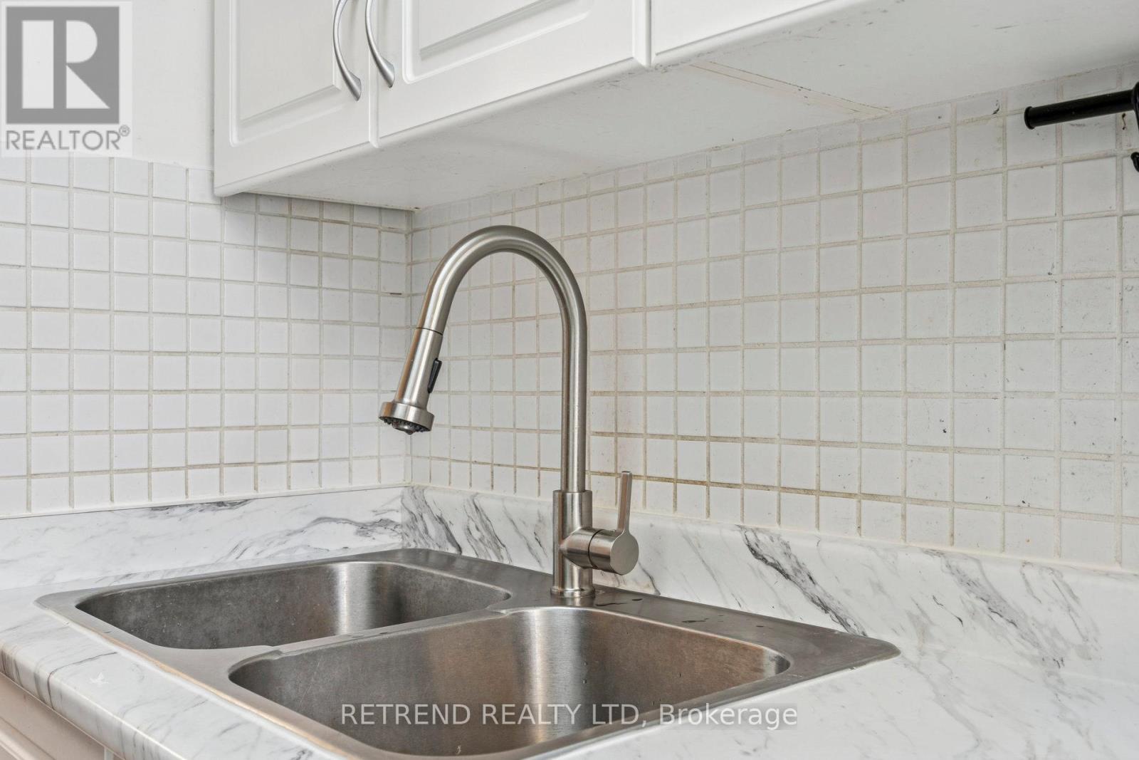 212 - 1101 Steeles Avenue W, Toronto (westminster-branson), Ontario