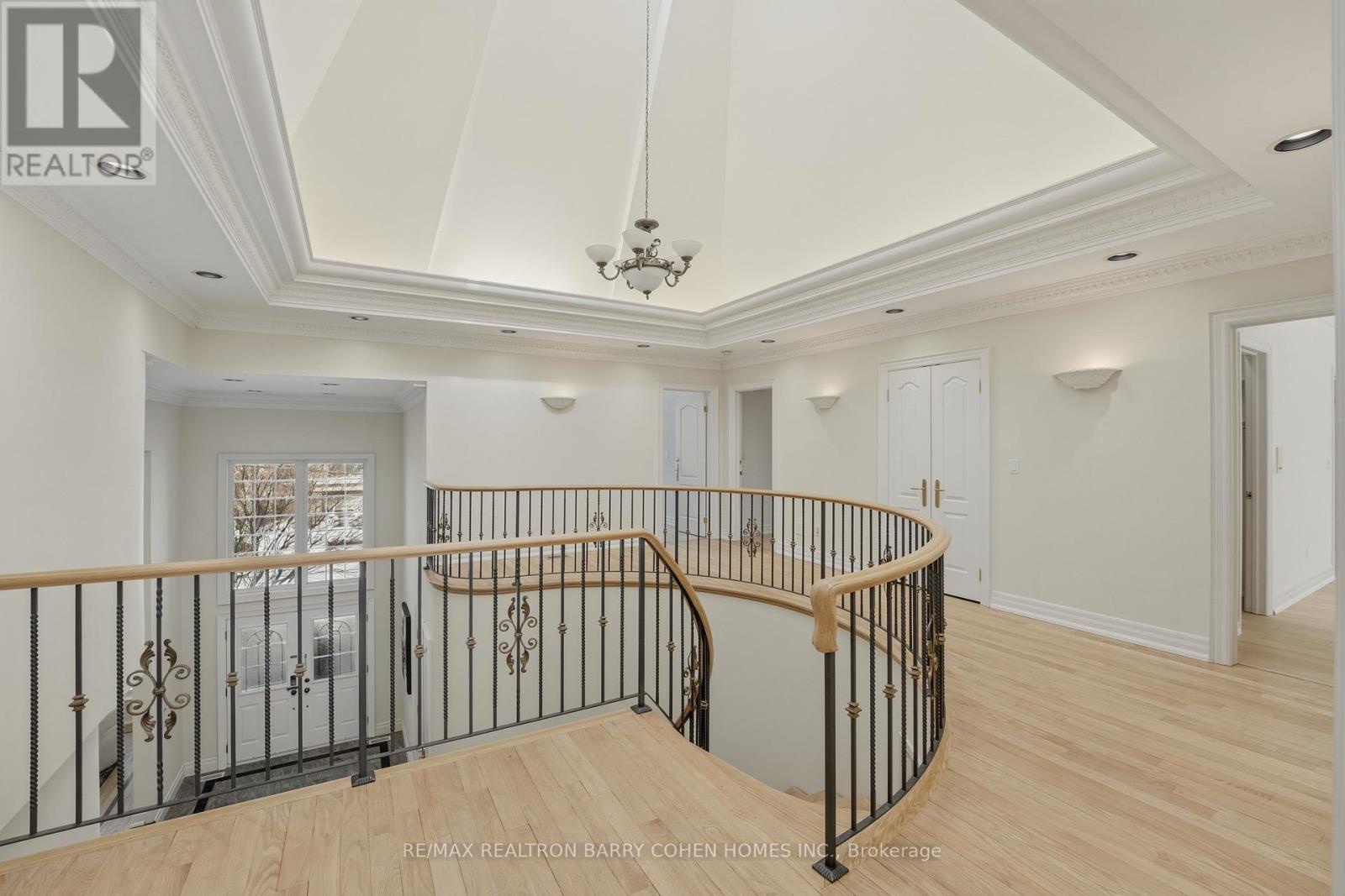 19 Risebrough Avenue, Toronto (willowdale East), Ontario