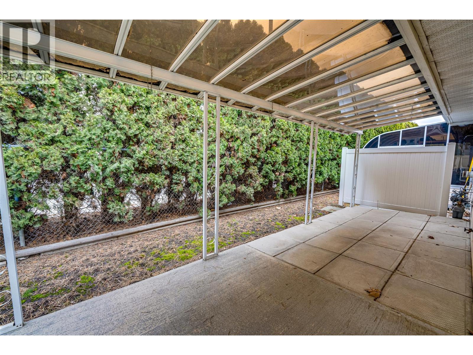 870 10 Street Sw Unit# 101, Salmon Arm, British Columbia