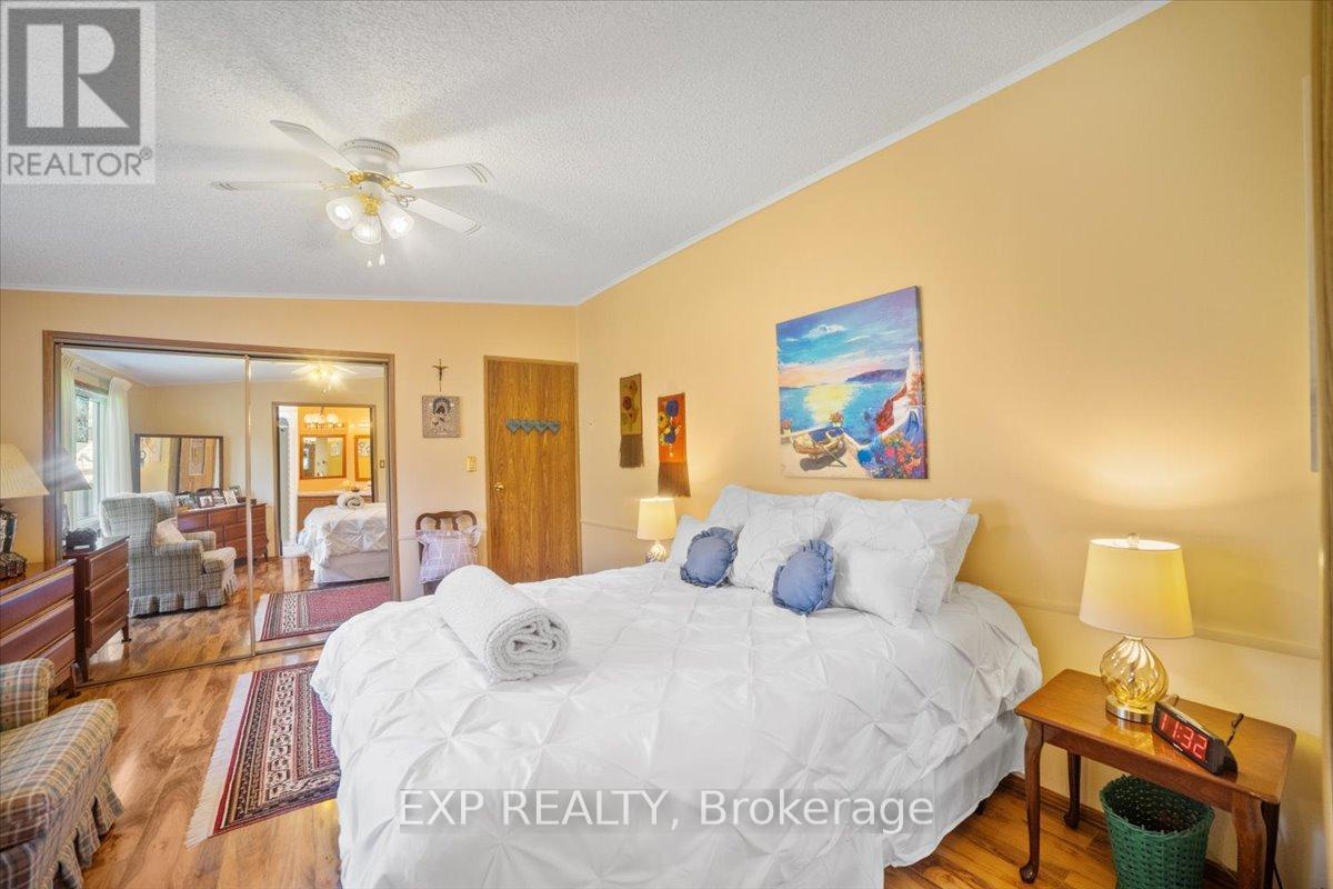 36 Juno Crescent, Georgina (sutton & Jackson's Point), Ontario