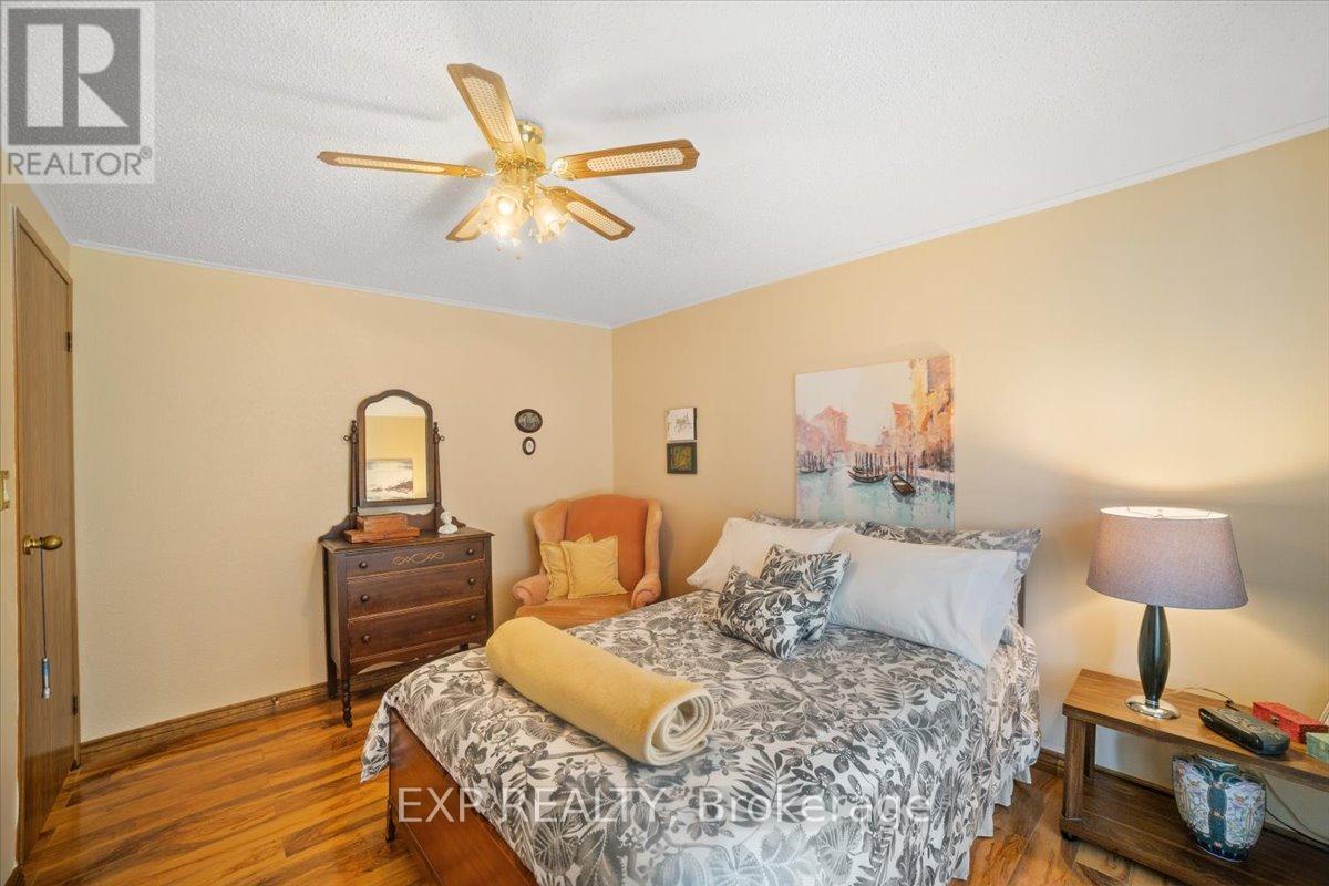 36 Juno Crescent, Georgina (sutton & Jackson's Point), Ontario