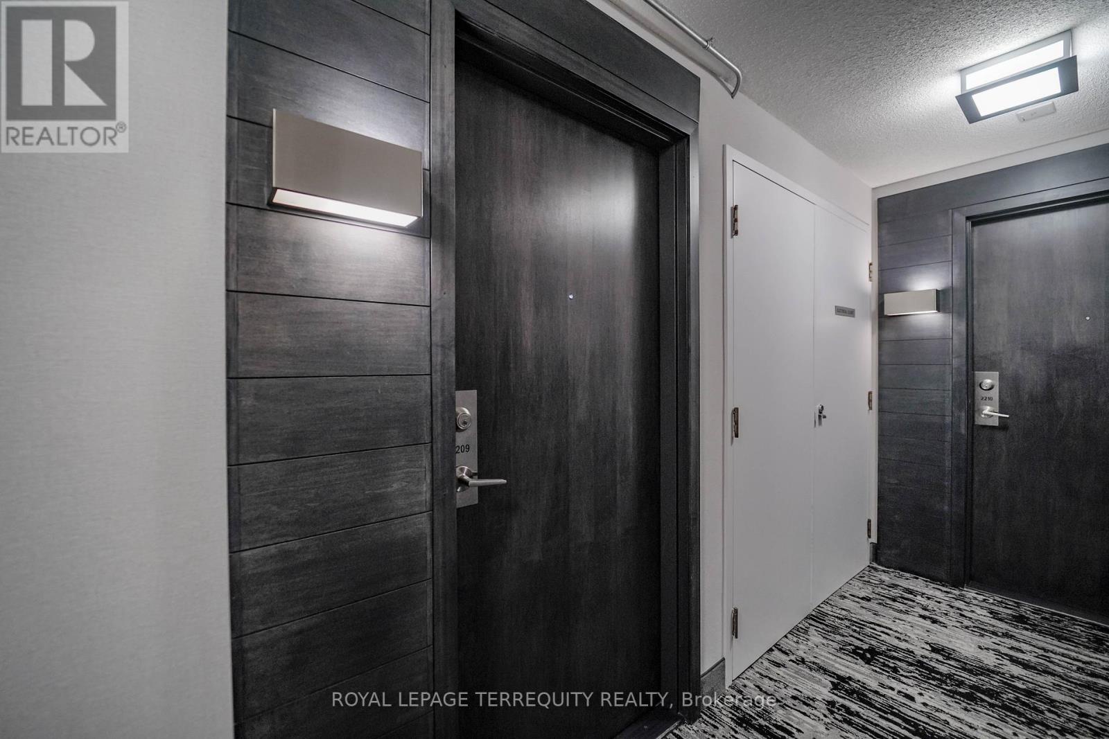 2209 - 235 Sherway Gardens Road, Toronto (islington-city Centre West), Ontario