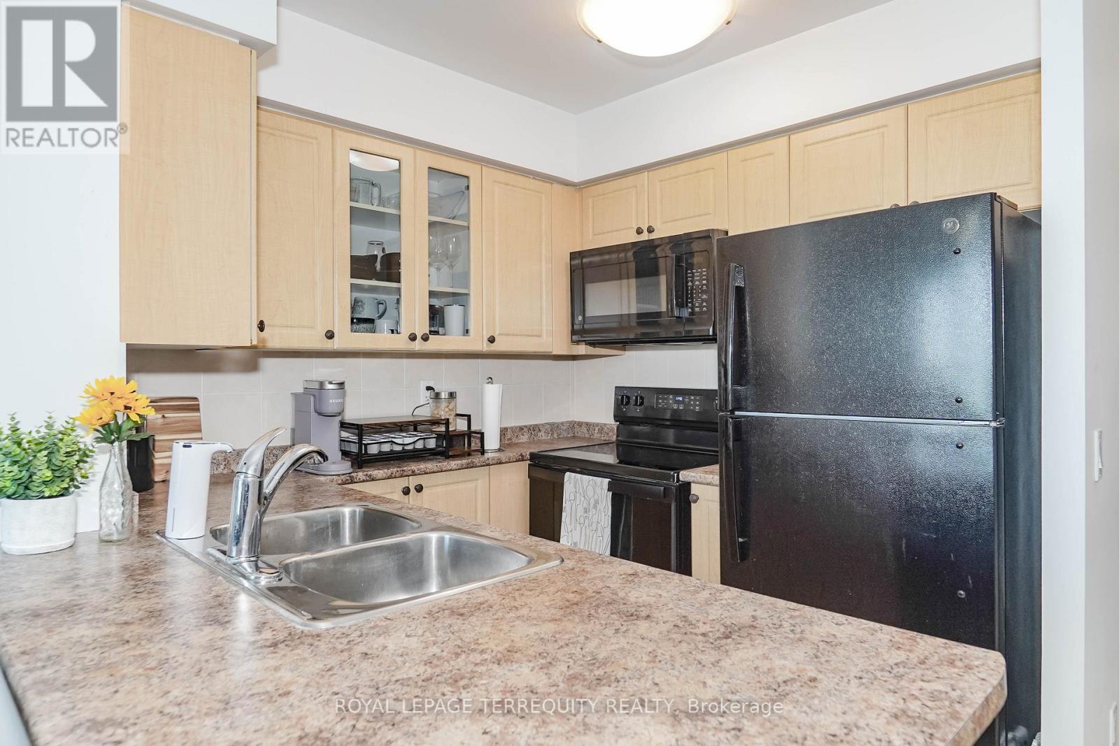 2209 - 235 Sherway Gardens Road, Toronto (islington-city Centre West), Ontario