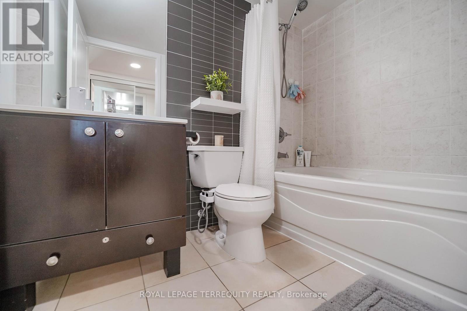 2209 - 235 Sherway Gardens Road, Toronto (islington-city Centre West), Ontario