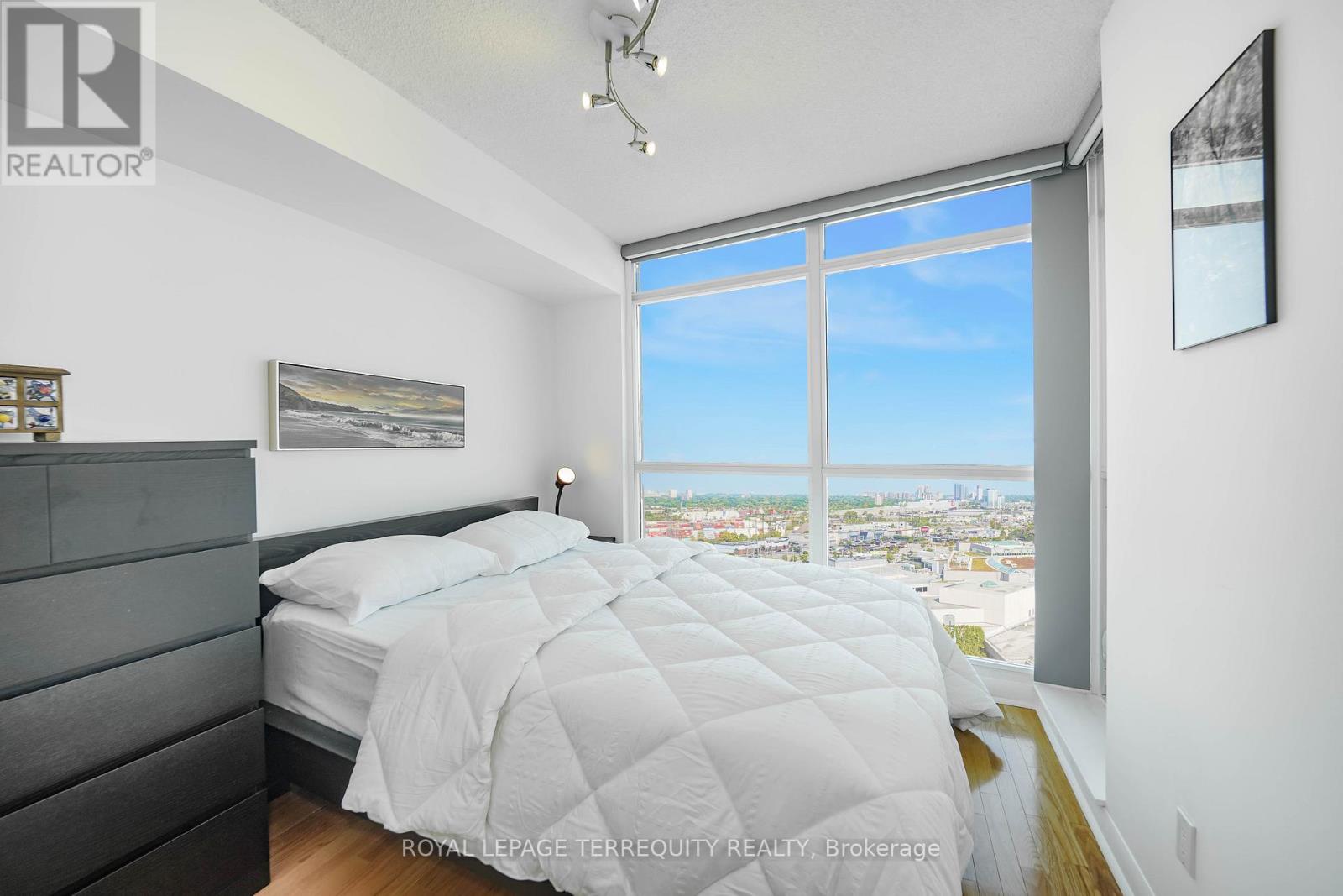 2209 - 235 Sherway Gardens Road, Toronto (islington-city Centre West), Ontario