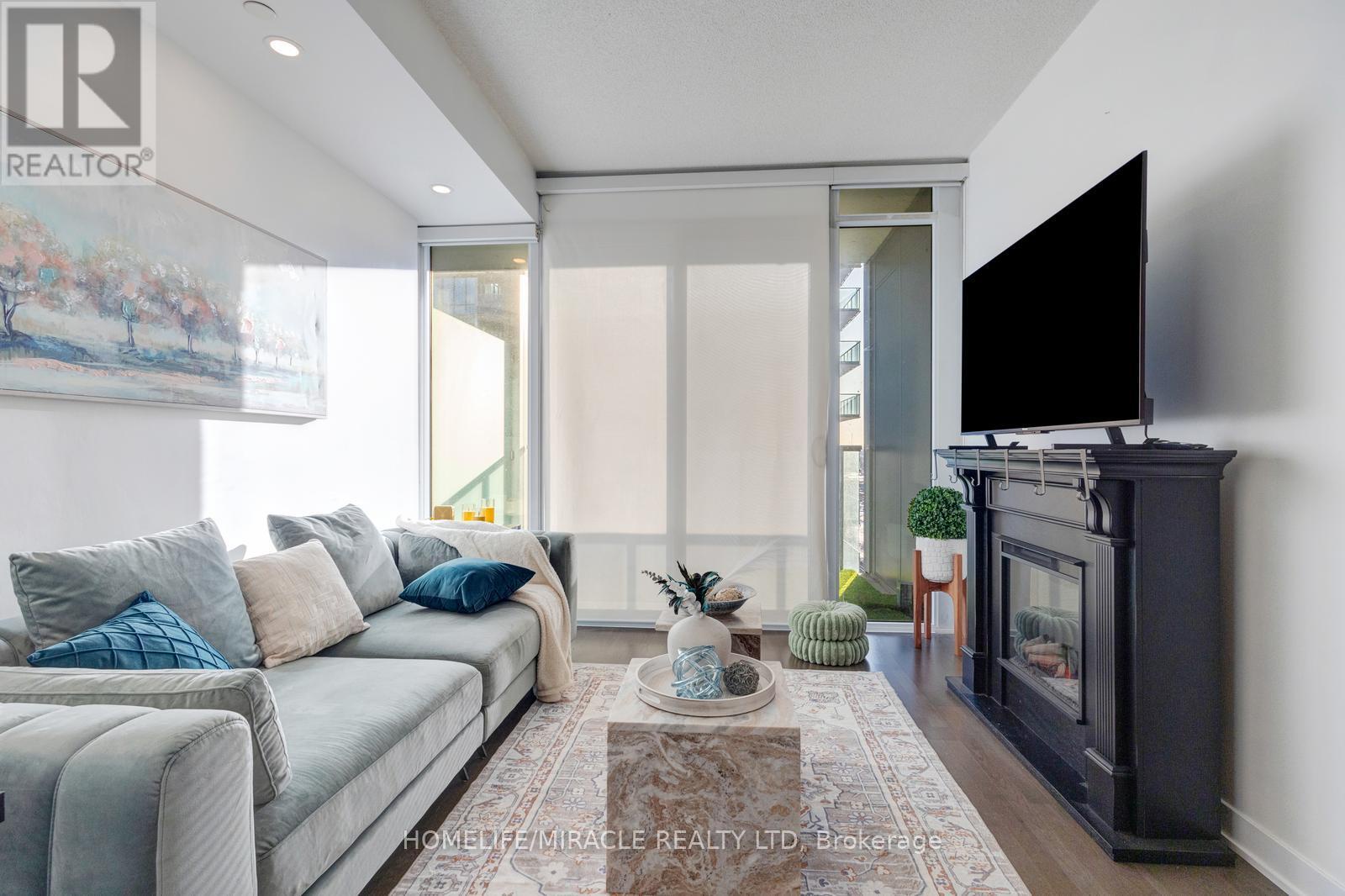 2202 - 90 Park Lawn Road, Toronto (mimico), Ontario