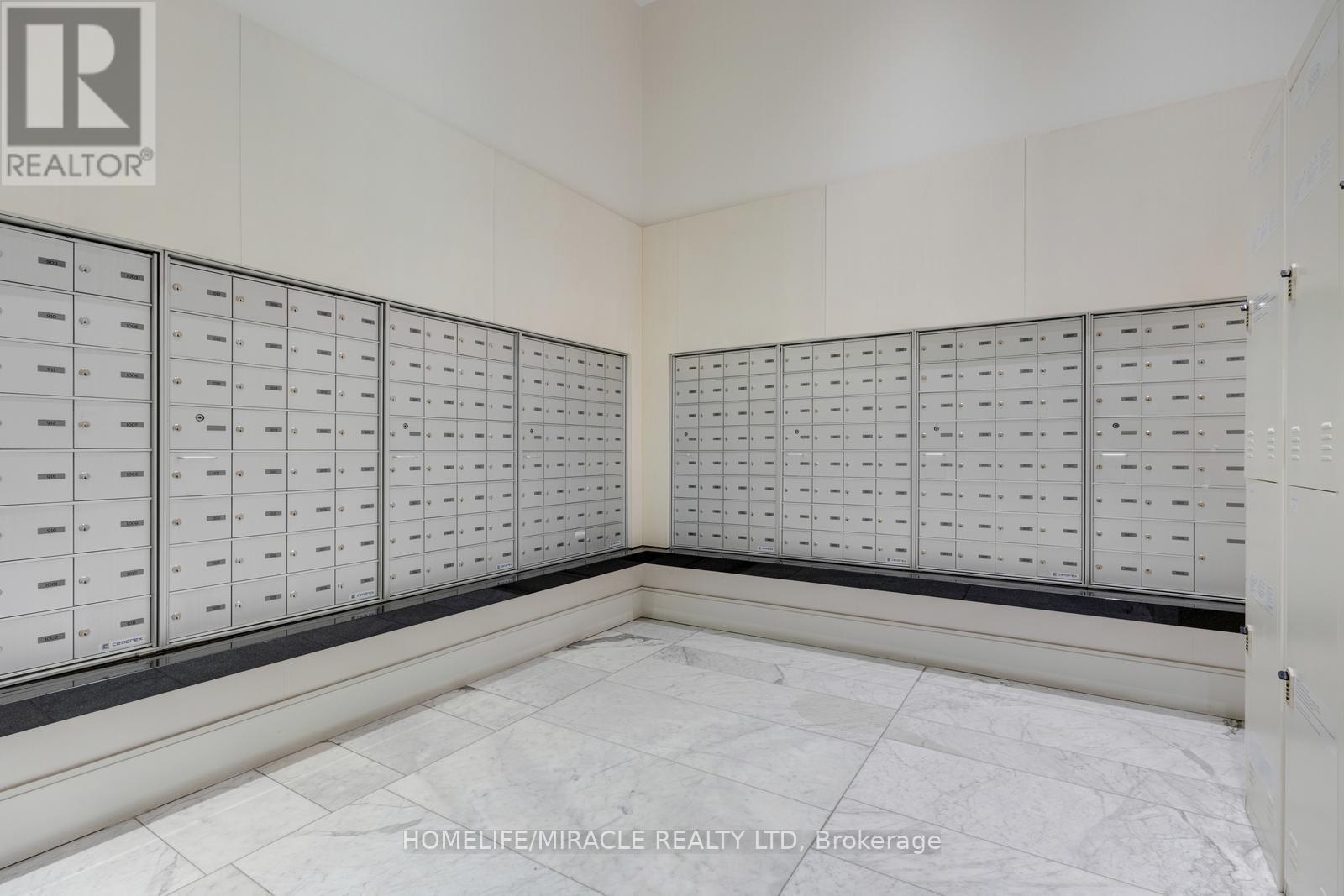 2202 - 90 Park Lawn Road, Toronto (mimico), Ontario