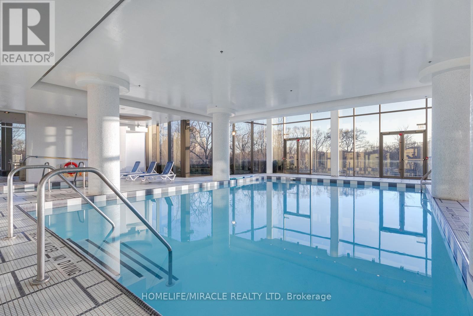 2202 - 90 Park Lawn Road, Toronto (mimico), Ontario