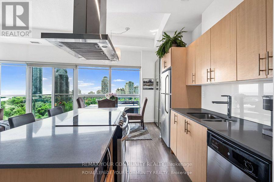 1226 - 165 Legion Road, Toronto (mimico), Ontario