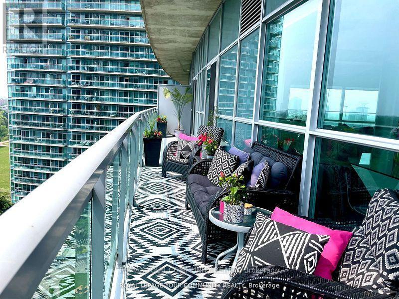 1226 - 165 Legion Road, Toronto (mimico), Ontario