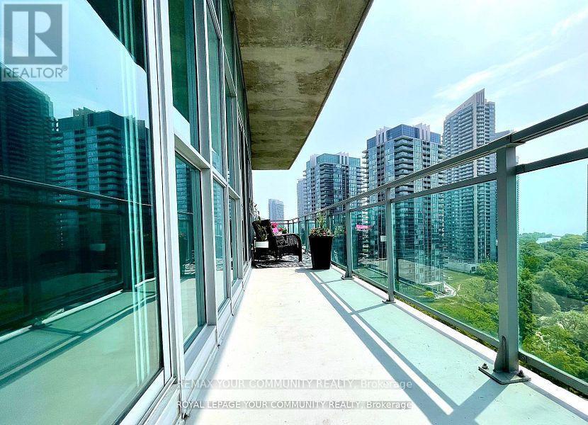 1226 - 165 Legion Road, Toronto (mimico), Ontario