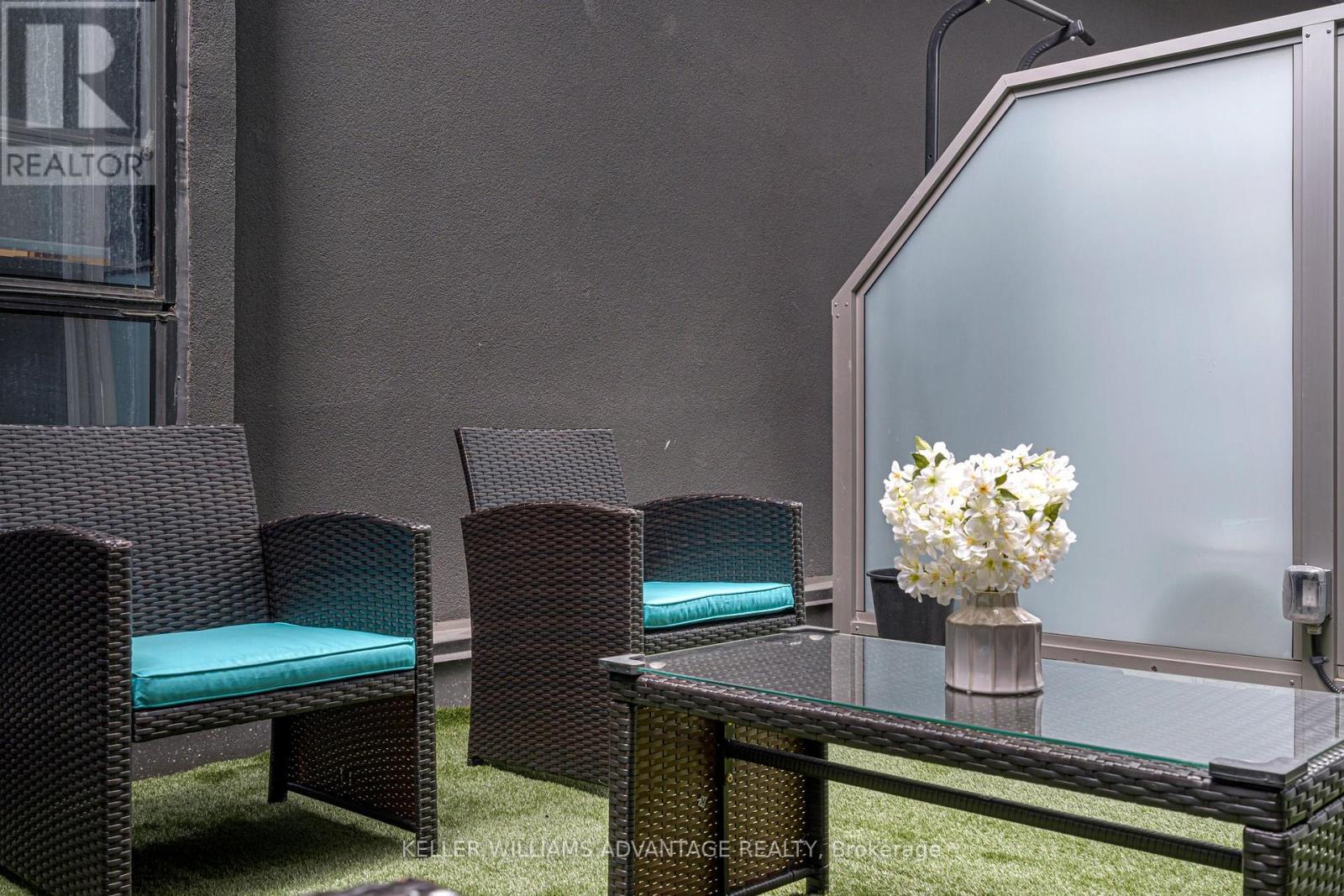 304 - 155 Yorkville Avenue, Toronto (annex), Ontario