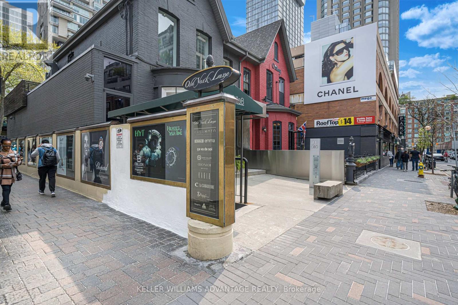 304 - 155 Yorkville Avenue, Toronto (annex), Ontario