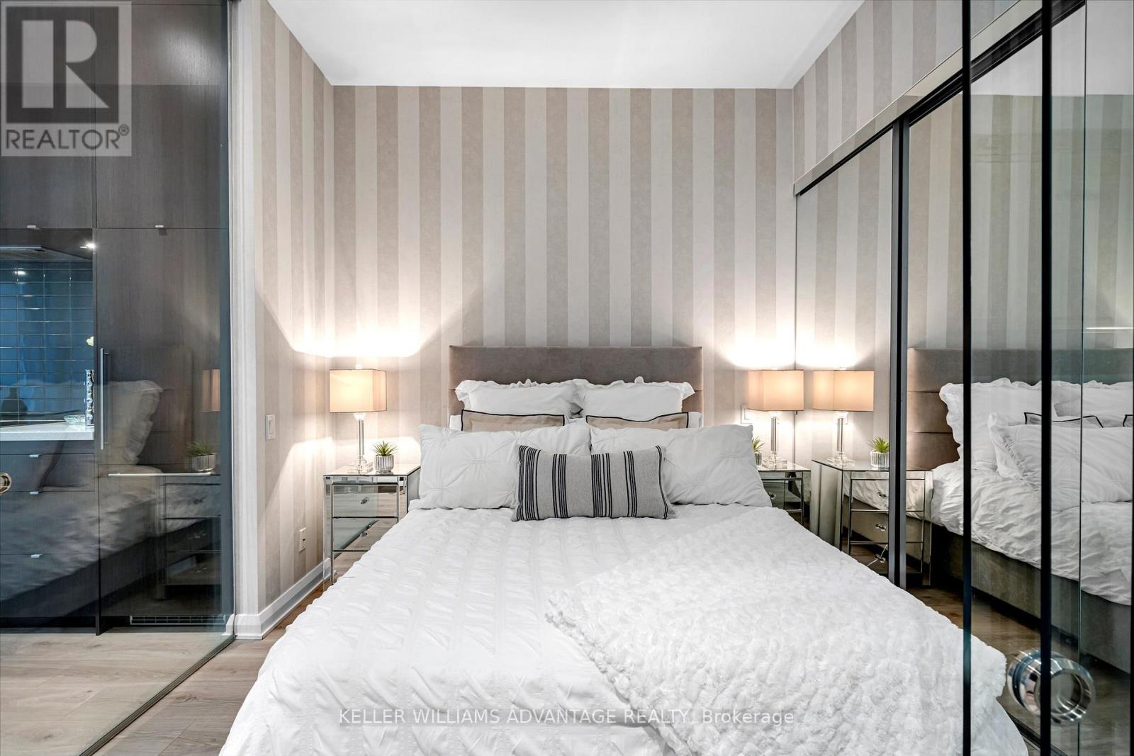 304 - 155 Yorkville Avenue, Toronto (annex), Ontario