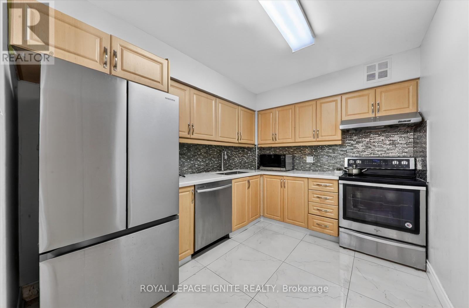 414 - 39 Kimbercroft Court, Toronto (agincourt South-malvern West), Ontario