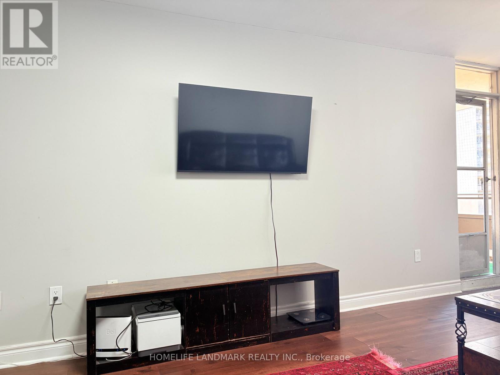 716 - 370 Dixon Road, Toronto (kingsview Village-the Westway), Ontario