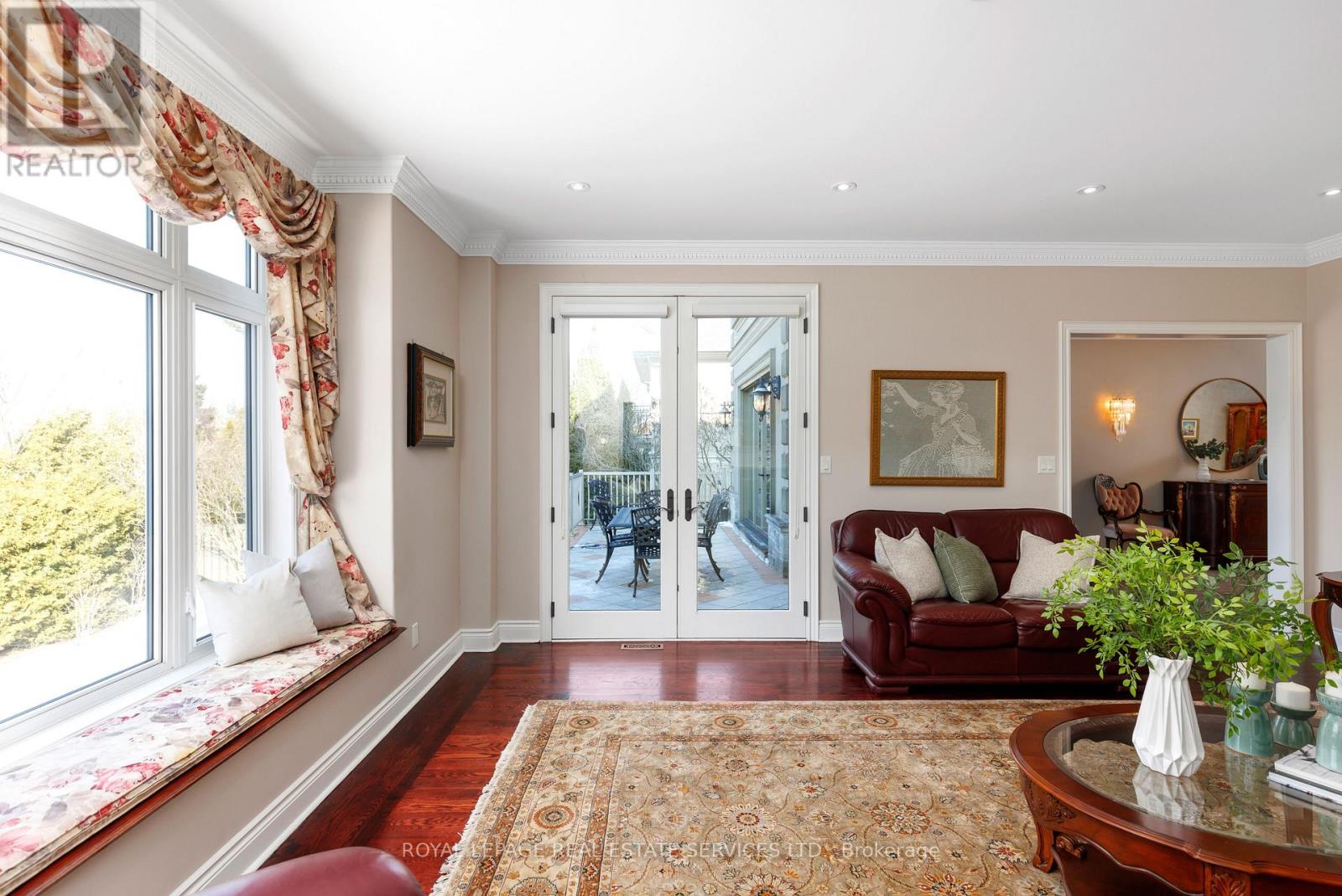 64 Yorkleigh Avenue, Toronto (humber Heights), Ontario